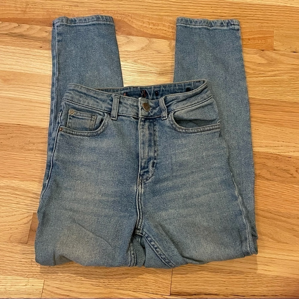 BDG Denim straight leg skinny jeans 24 waist